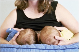 Lactancia materna para gemelos