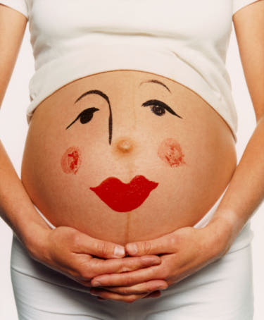 Body painting en la panza de embarazada, Estilo de Vida Madres