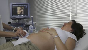 Conectar el móvil al ecógrafo ya es posible para las embarazadas