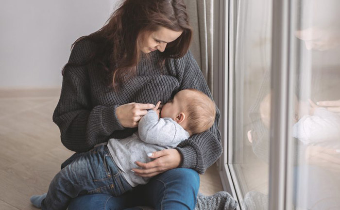 Importancia de la mirada de la madre durante la lactancia materna